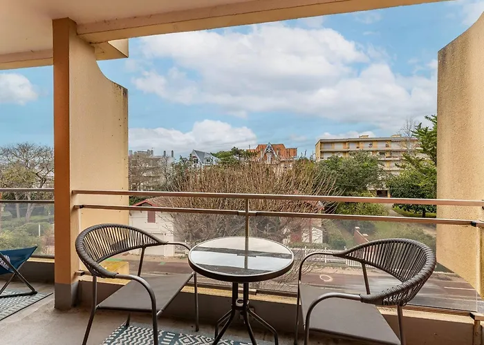 Διαμέρισμα Pereire: T2 Face A La Avec Balcon Et Parking - Fr-1-433-150 Αρασόν