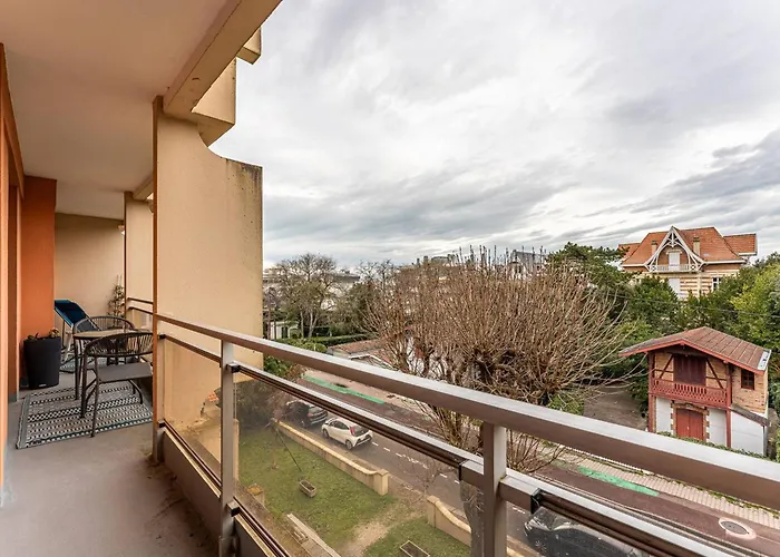 Διαμέρισμα Pereire: T2 Face A La Avec Balcon Et Parking - Fr-1-433-150 Αρασόν